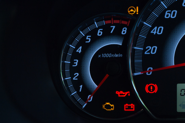 5 Most Important Lights on Your Dashboard
